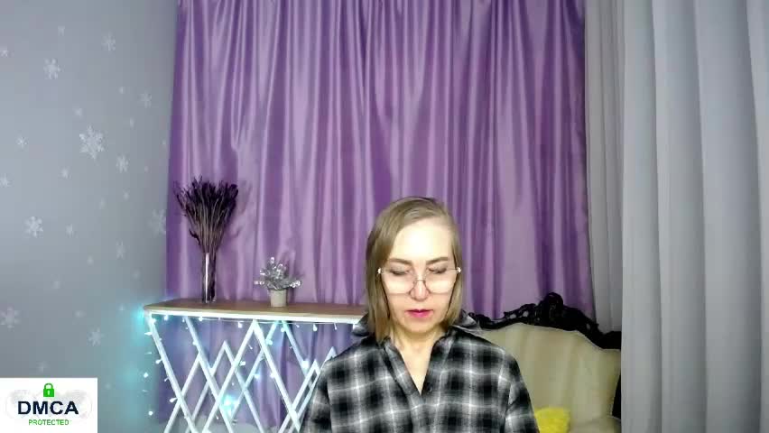 queen_a_n_i Live Sex April 23, 2026
