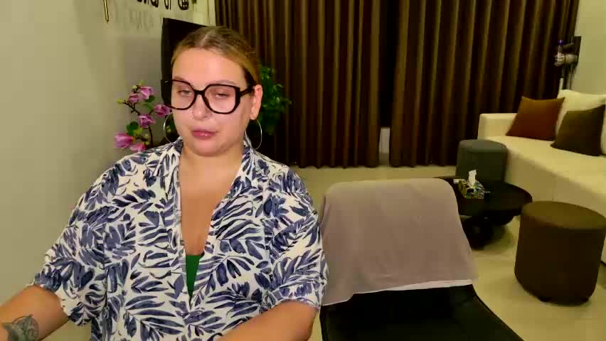 chloe_x_ Live Sex April 23, 2026