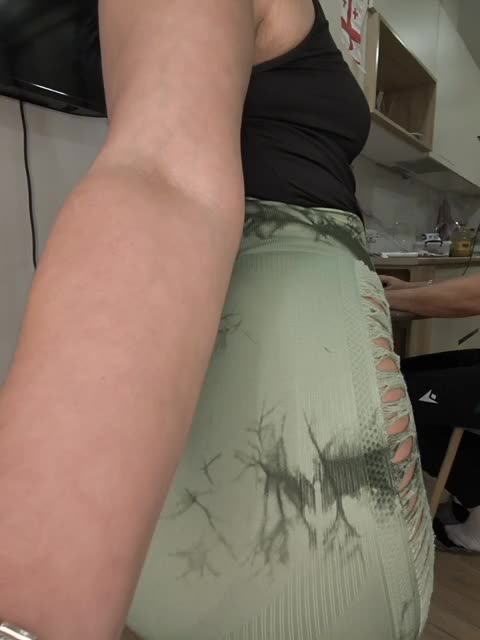 KissMyAss Live Sex April 23, 2026