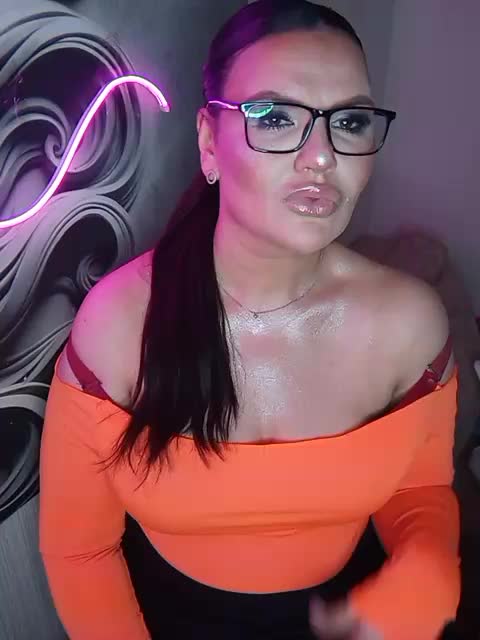 Brunetochkaaa Live Sex April 23, 2026
