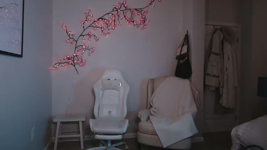 daisyy888 Live Sex April 23, 2026