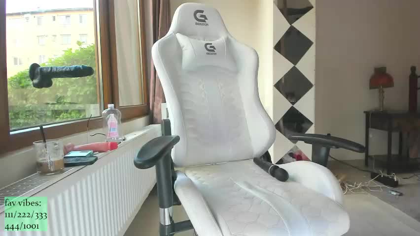 jennywildd Live Sex April 23, 2026