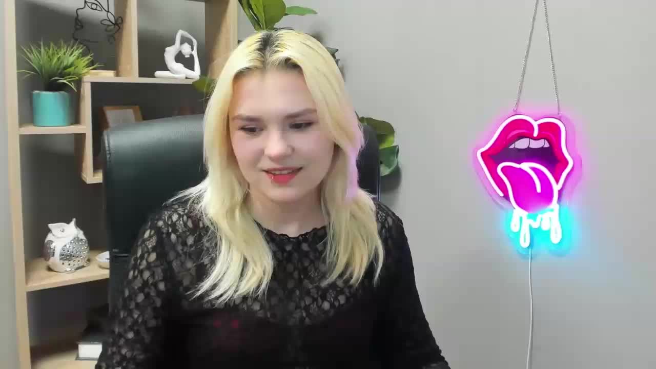 SweetLilyxo Live Sex April 23, 2026