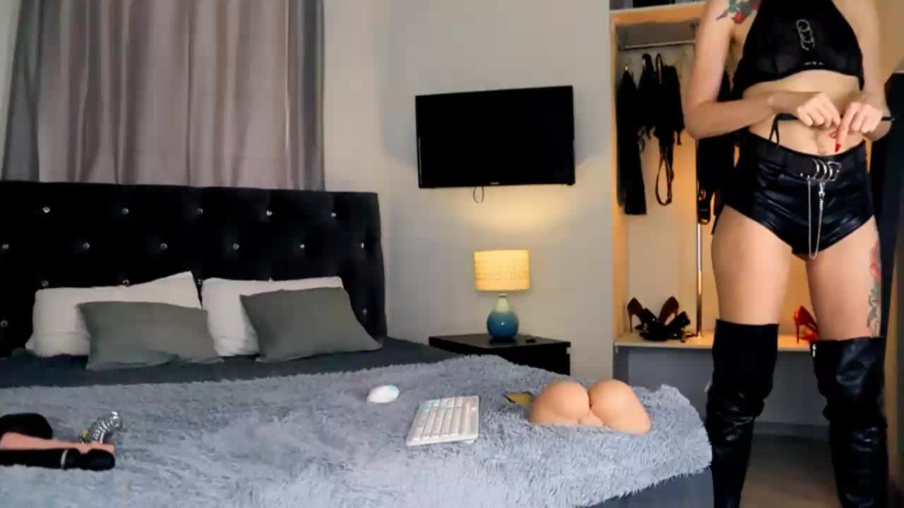 InvitingTina Live Sex April 23, 2026