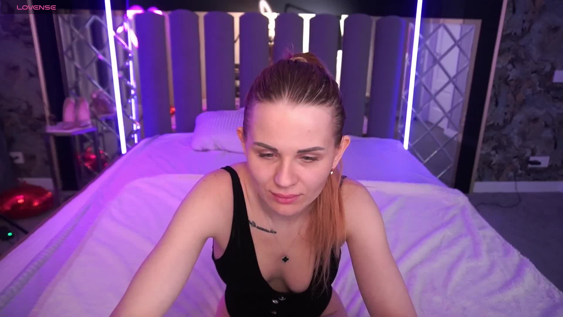LunaLicks Live Sex April 23, 2026