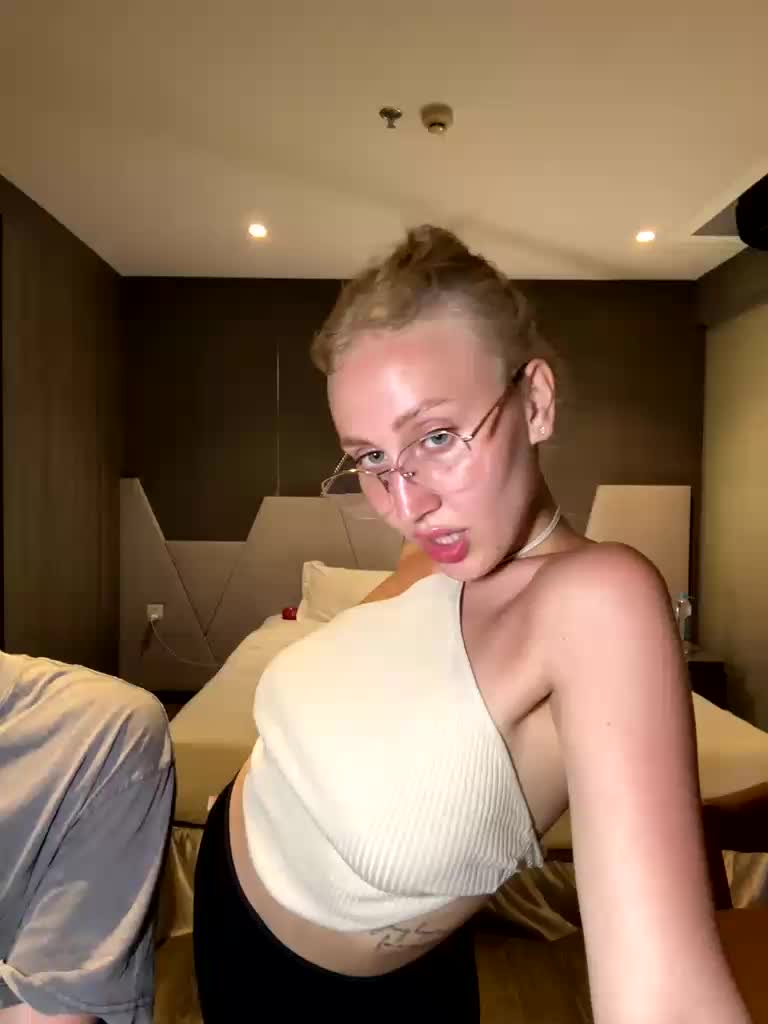 Durnaya_kis Live Sex April 24, 2026