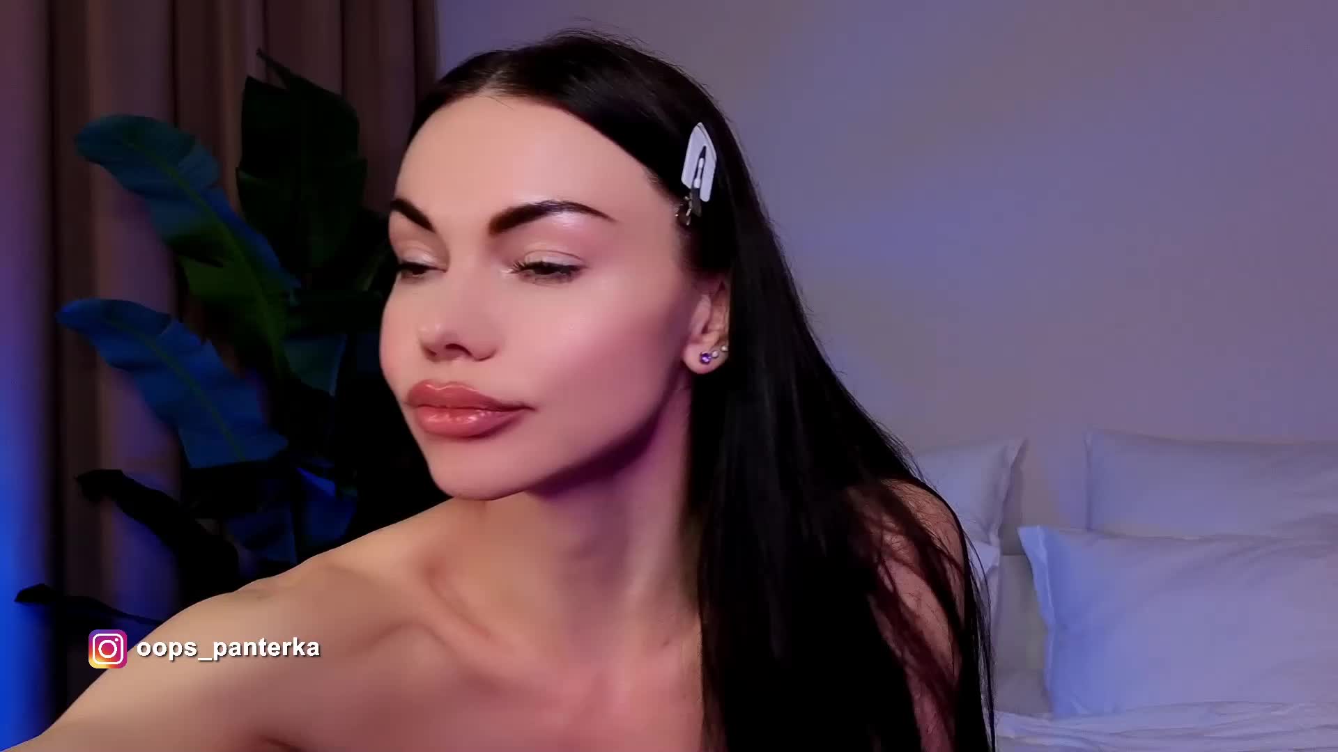 Amyleeplayss Live Sex April 24, 2026