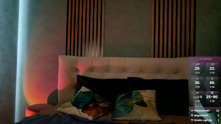 nicole_8788 Live Sex April 24, 2026