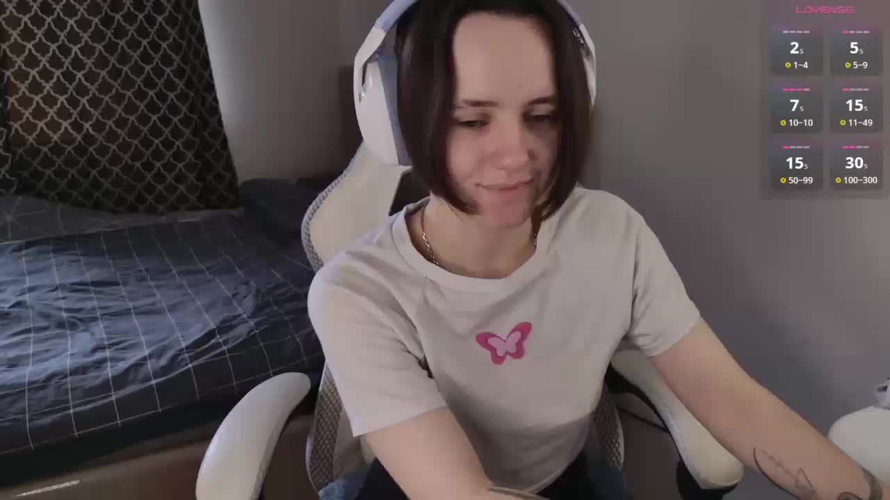 LunaL0ve Live Sex April 24, 2026