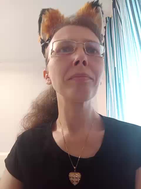 -Queen-Margo- Live Sex April 24, 2026