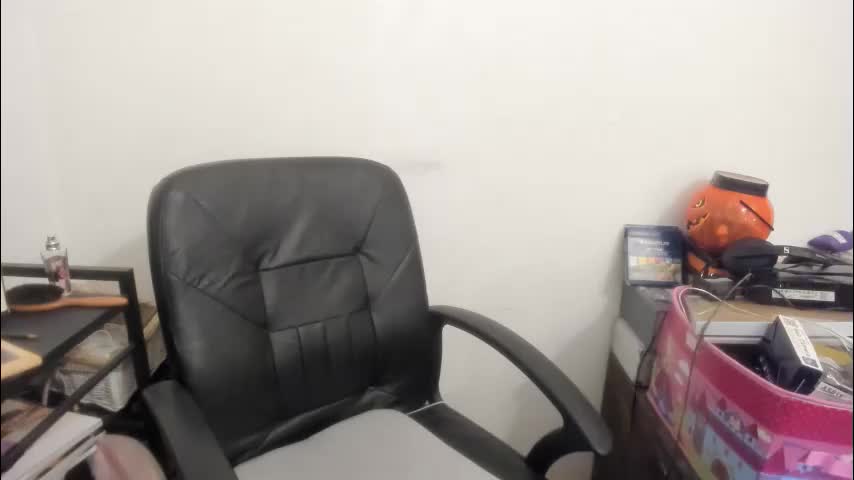 artsyandcraftsy_ Live Sex April 24, 2026