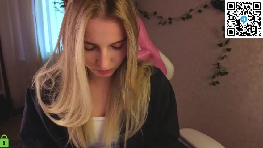 lina_reeds Live Sex April 24, 2026