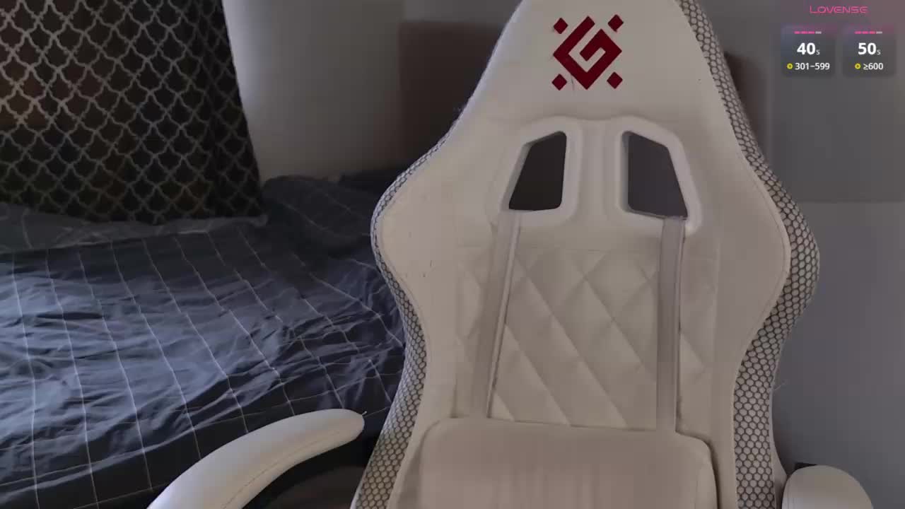 LunaL0ve Live Sex April 24, 2026