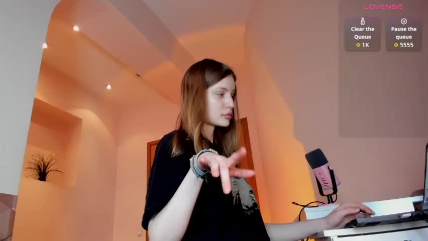 mistresselizy Live Sex April 25, 2026