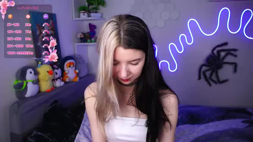 emmie_everly Live Sex April 25, 2026