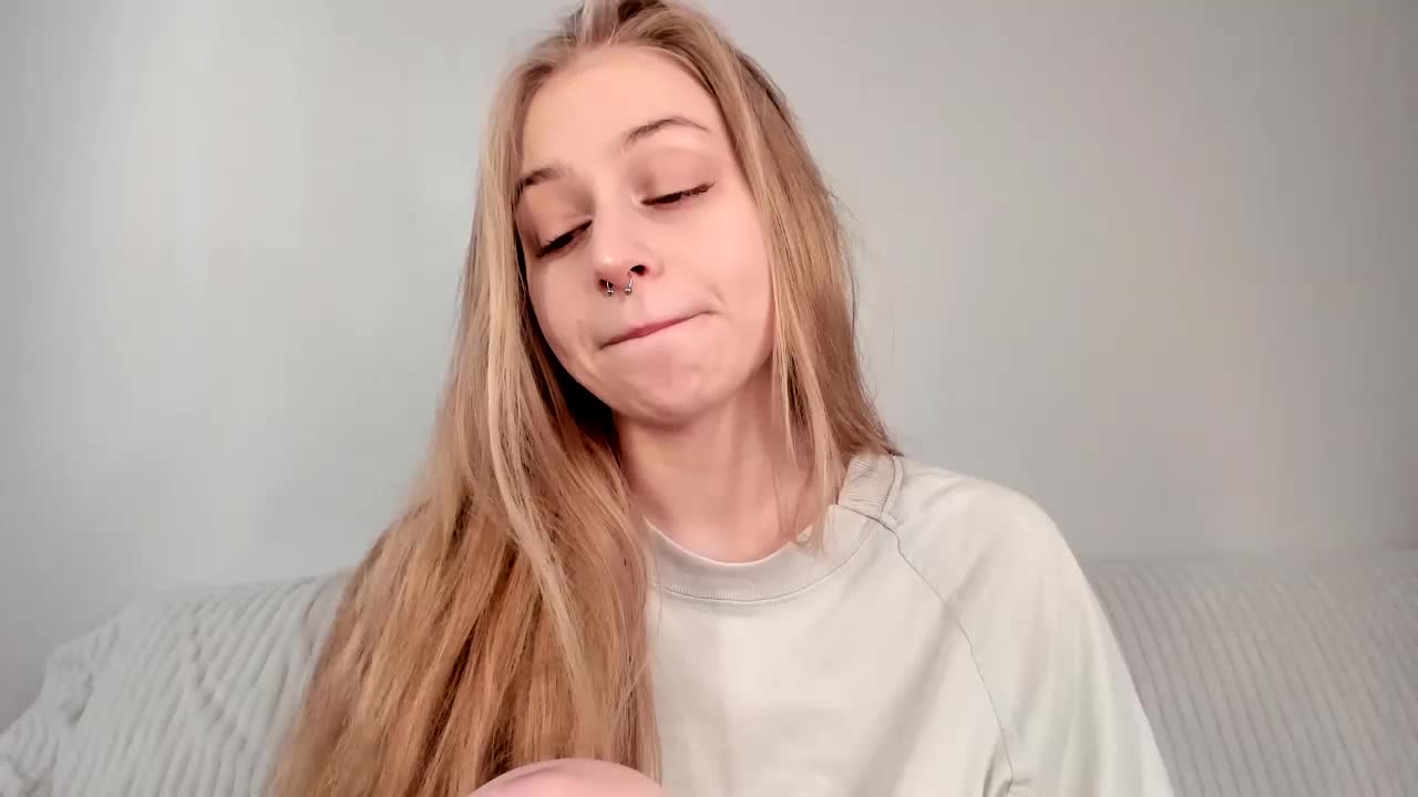 MiaMeowa Live Sex April 25, 2026