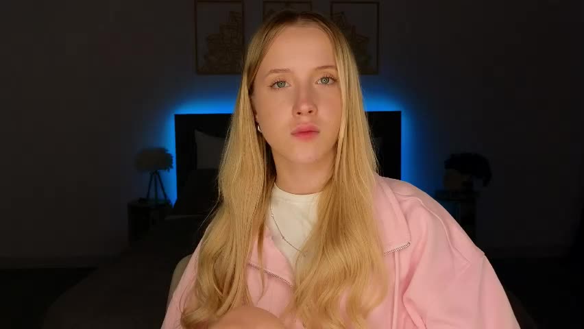 adele_armas Live Sex April 25, 2026