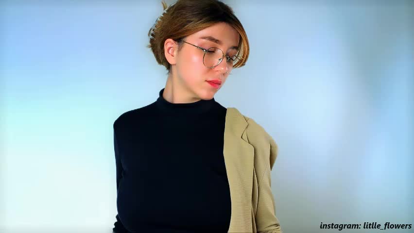 litlle_flowers Live Sex April 25, 2026