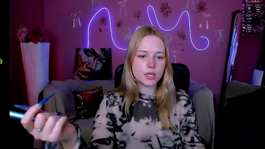 rebecca_smile_ Live Sex April 25, 2026