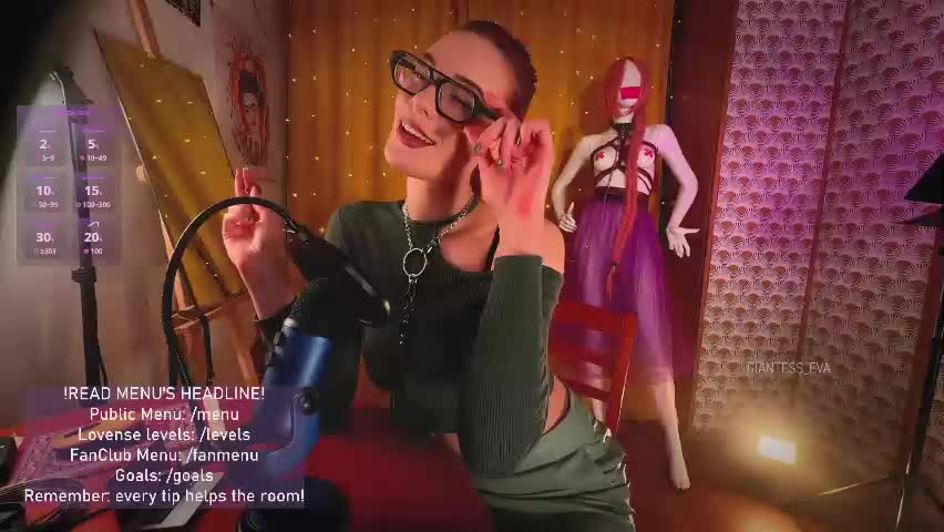 giantess_eva Live Sex April 25, 2026