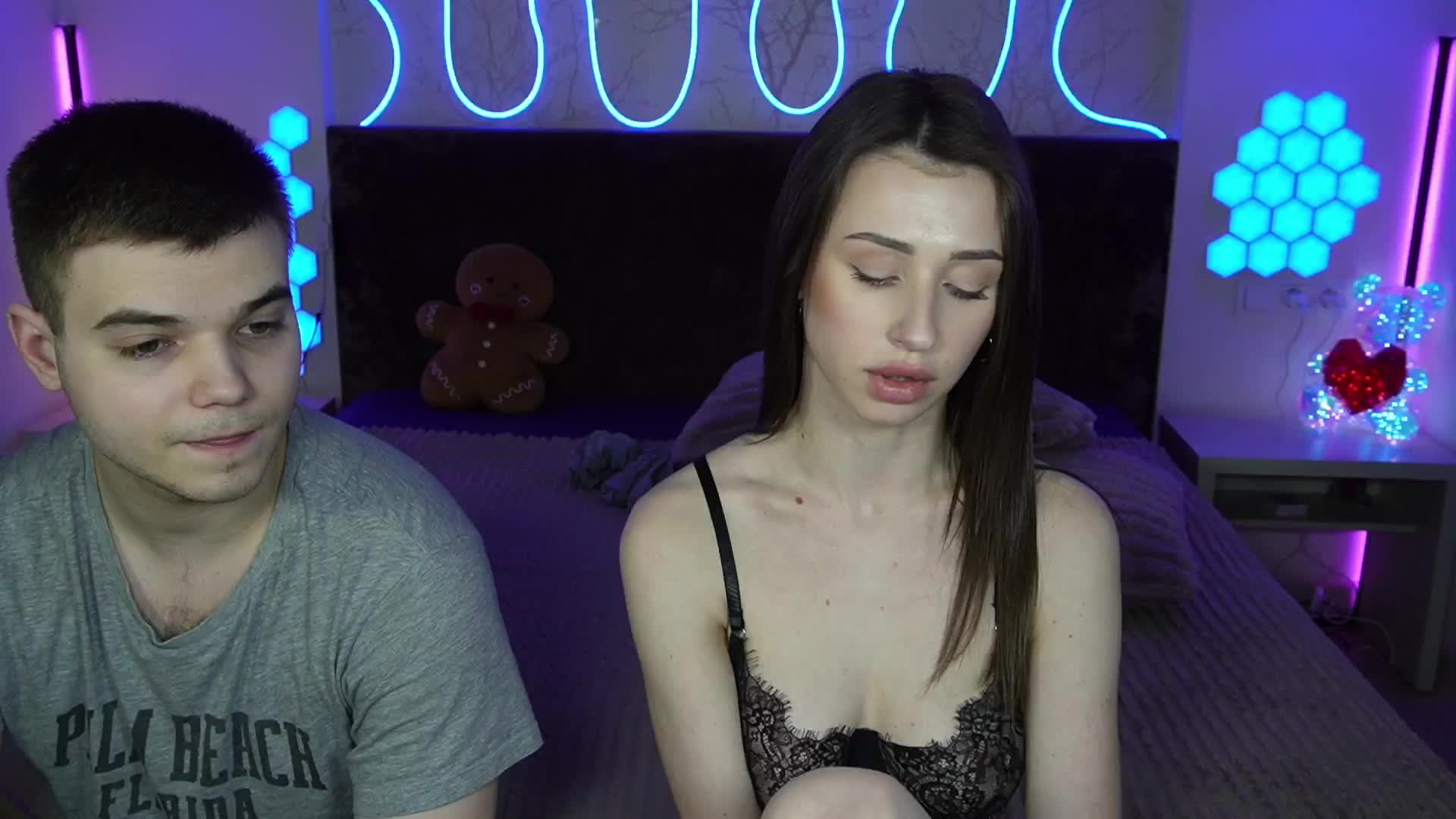 VikkiAndGeorge Live Sex April 27, 2026