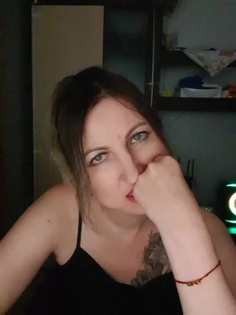 Nushka1984 Live Sex April 27, 2026