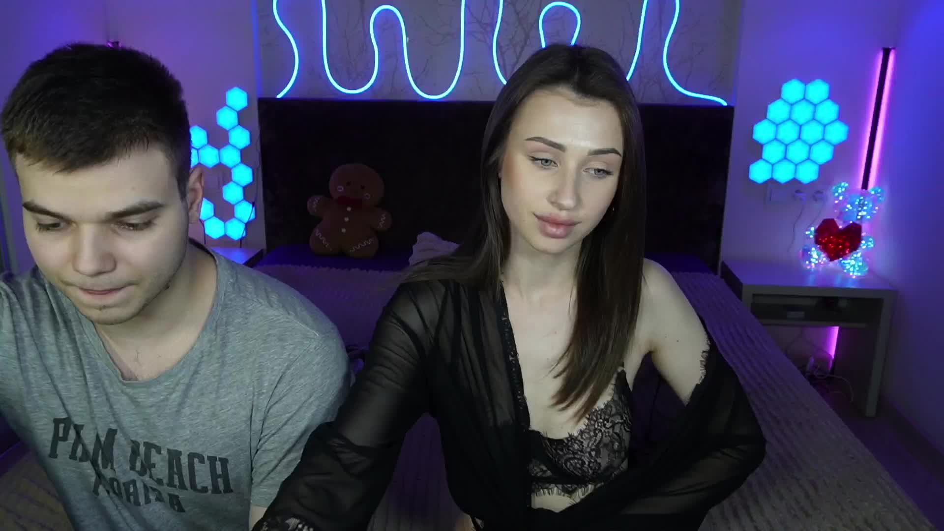 VikkiAndGeorge Live Sex April 27, 2026