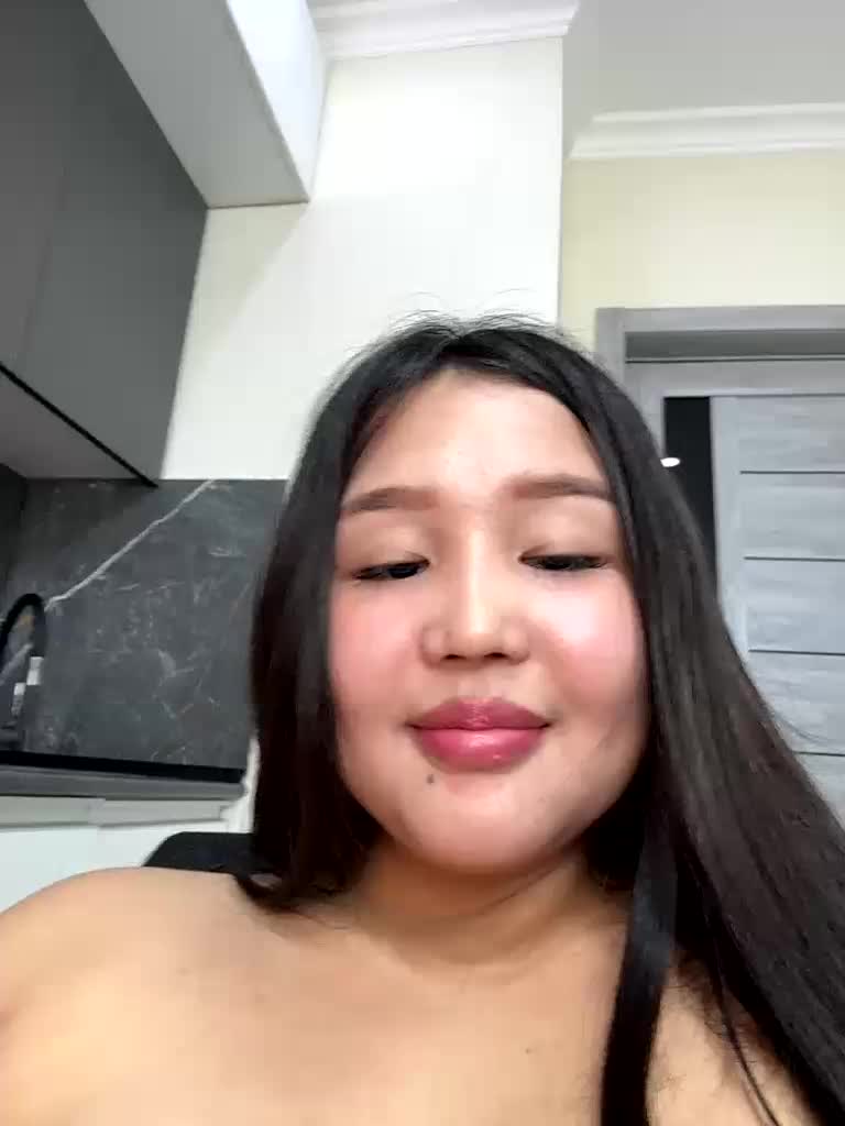 Yumikaa Live Sex April 27, 2026