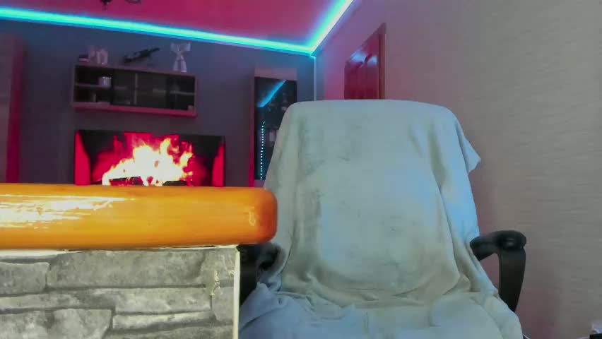 mistressellie Live Sex April 27, 2026