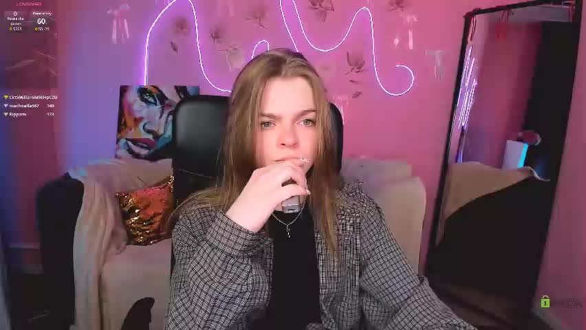 catherine_kitty Live Sex April 27, 2026
