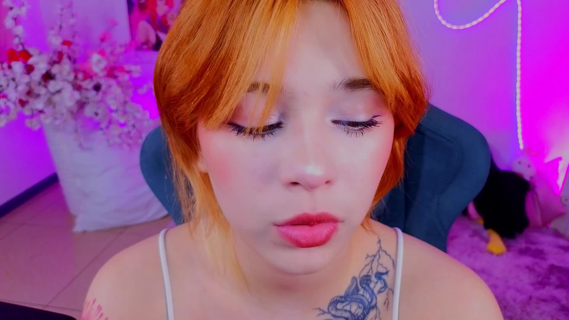 CoralineJones Live Sex April 27, 2026