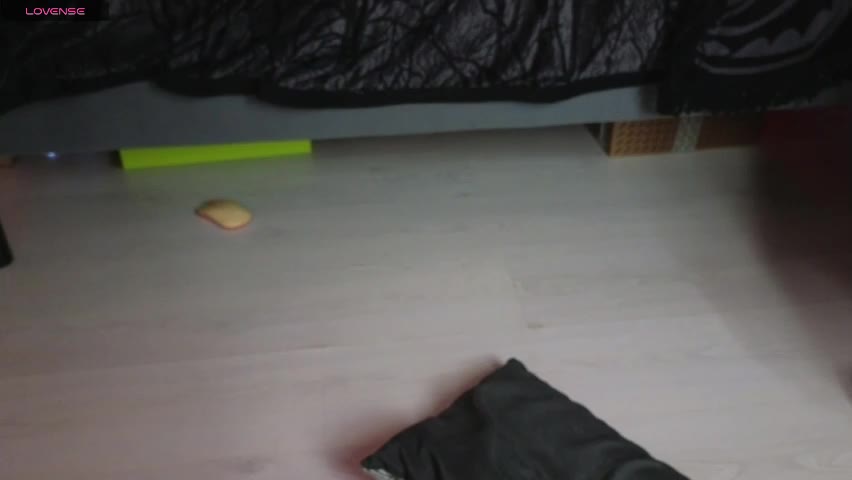 devil_s_bride Live Sex April 27, 2026