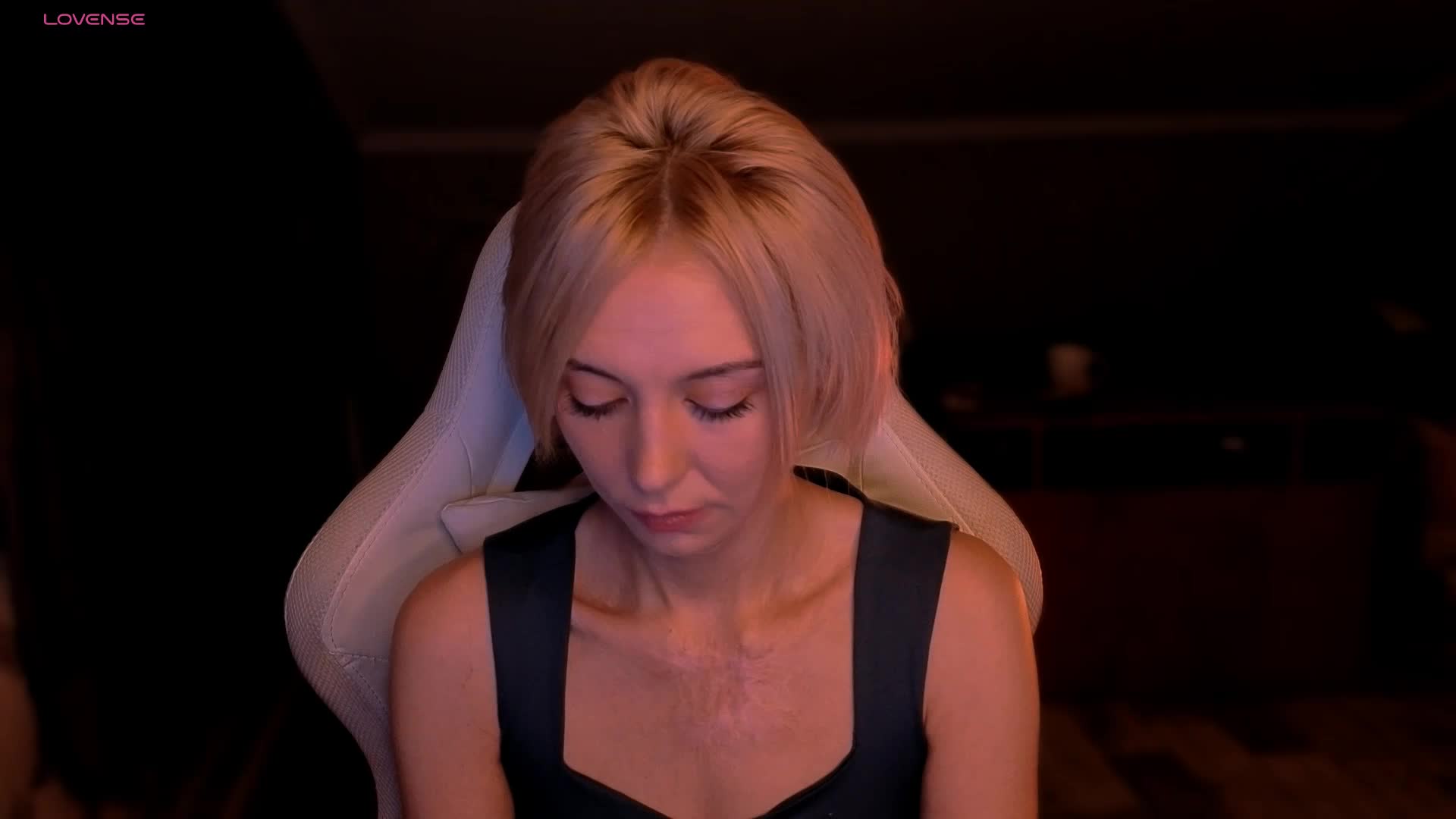 BlondIce Live Sex April 27, 2026