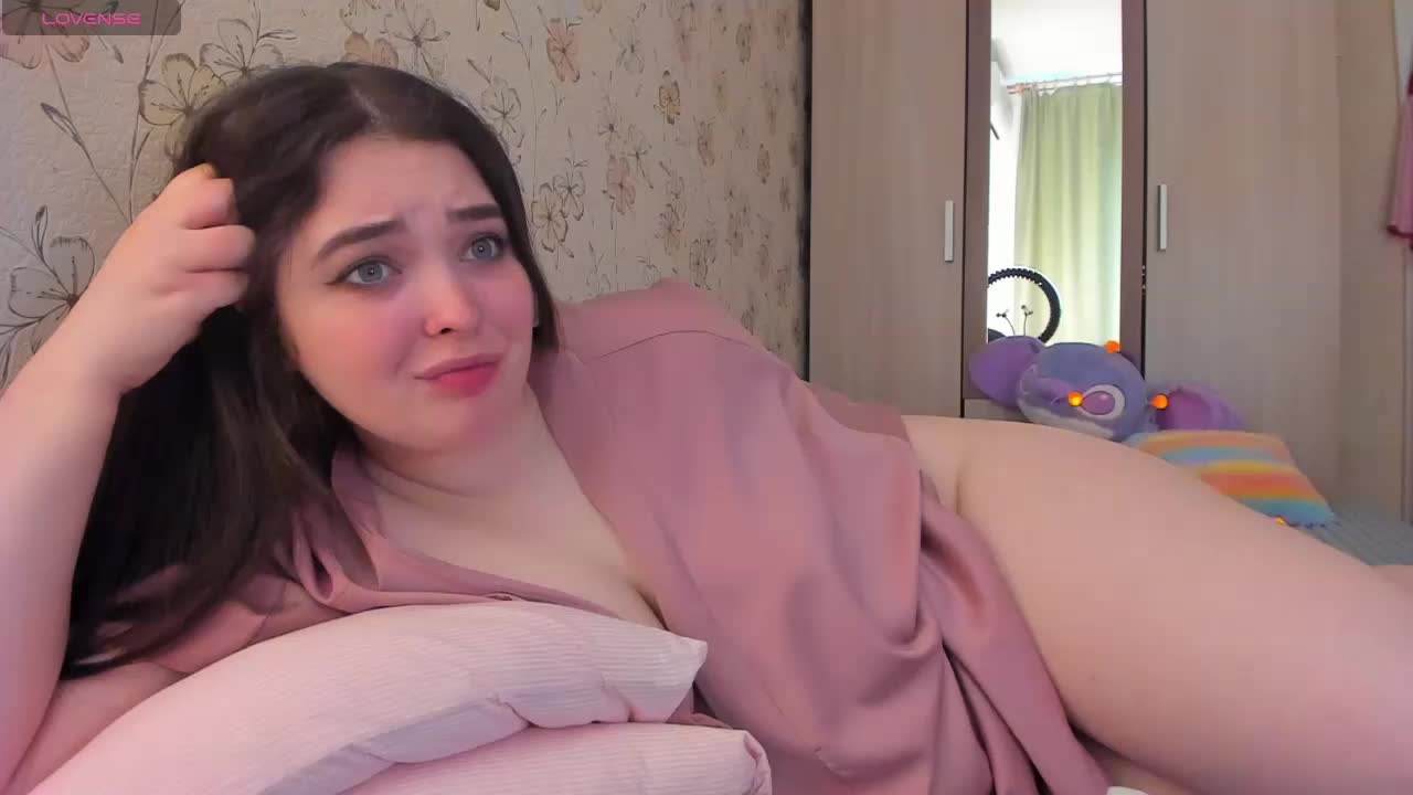 Alicenextdoor Live Sex April 27, 2026