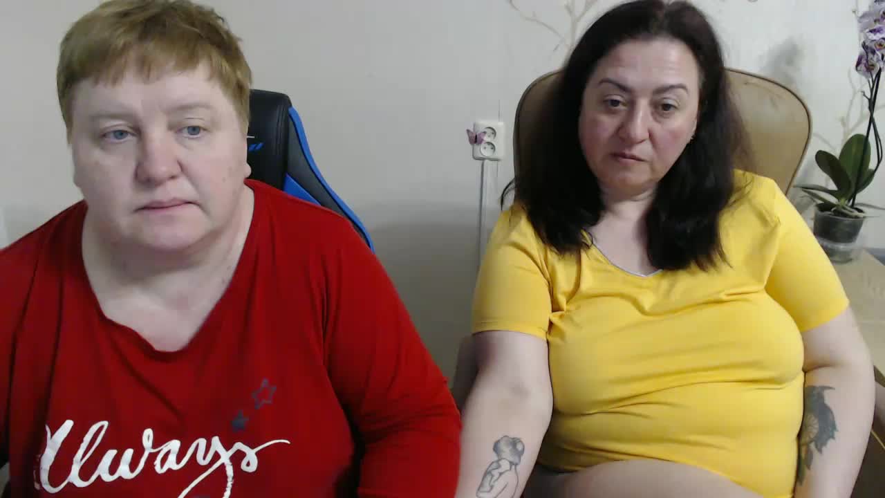 XMollyJaneEX Live Sex April 28, 2026
