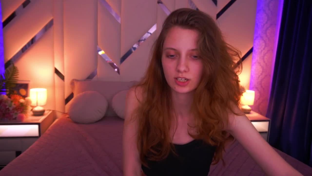 CuteeFoxy Live Sex April 28, 2026