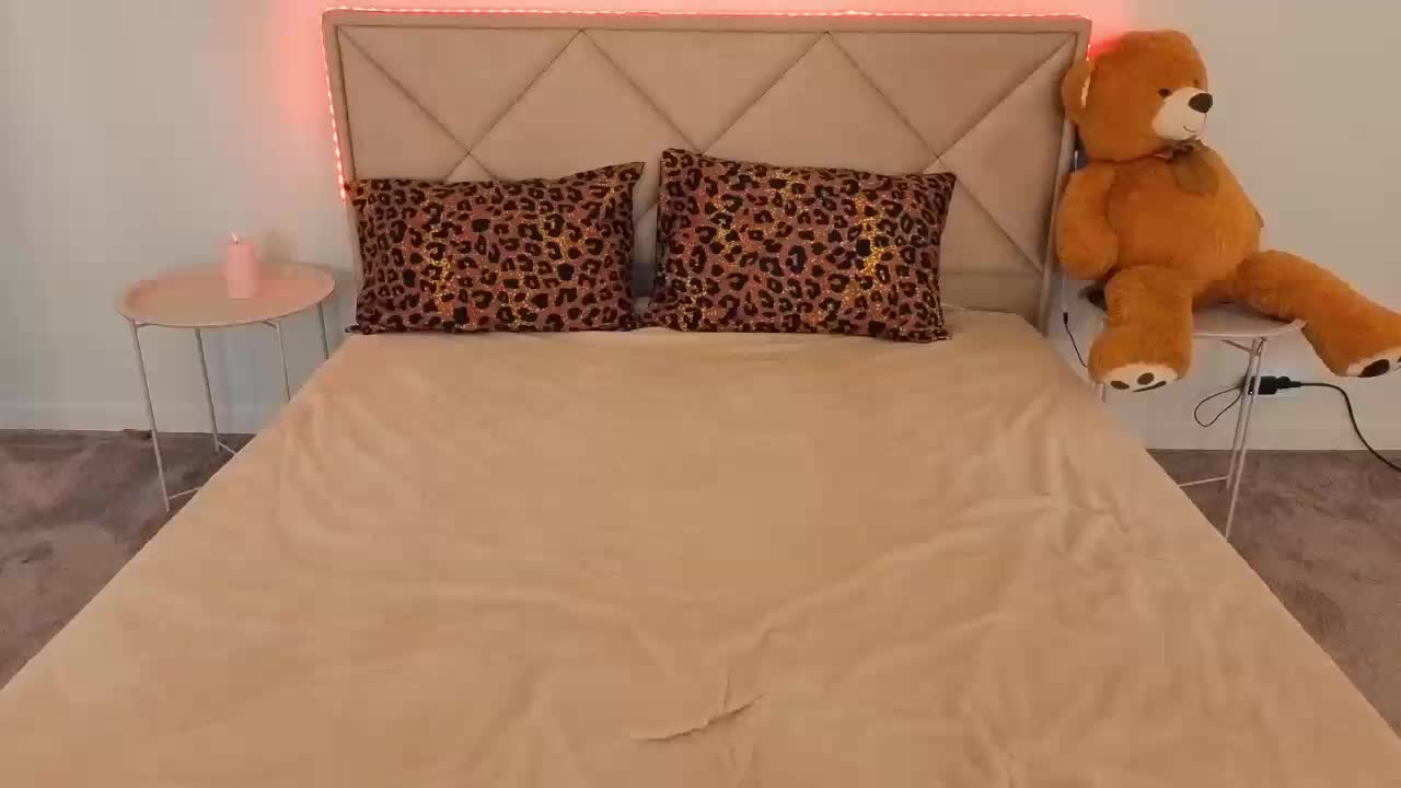 ArielGemme Live Sex April 28, 2026