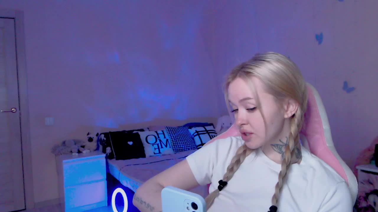 NaughtyMable Live Sex April 28, 2026