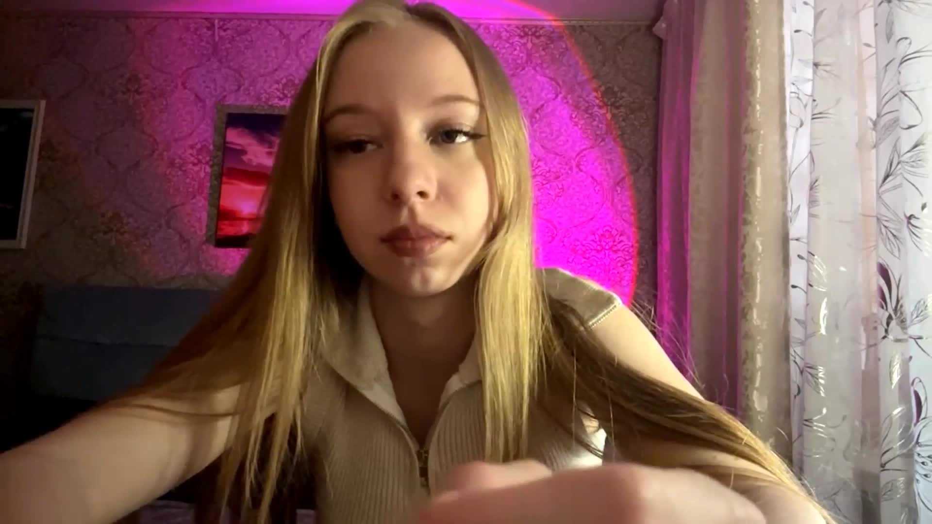 MercyDiamant Live Sex April 28, 2026