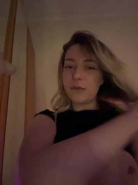 BadBlondi Live Sex April 28, 2026