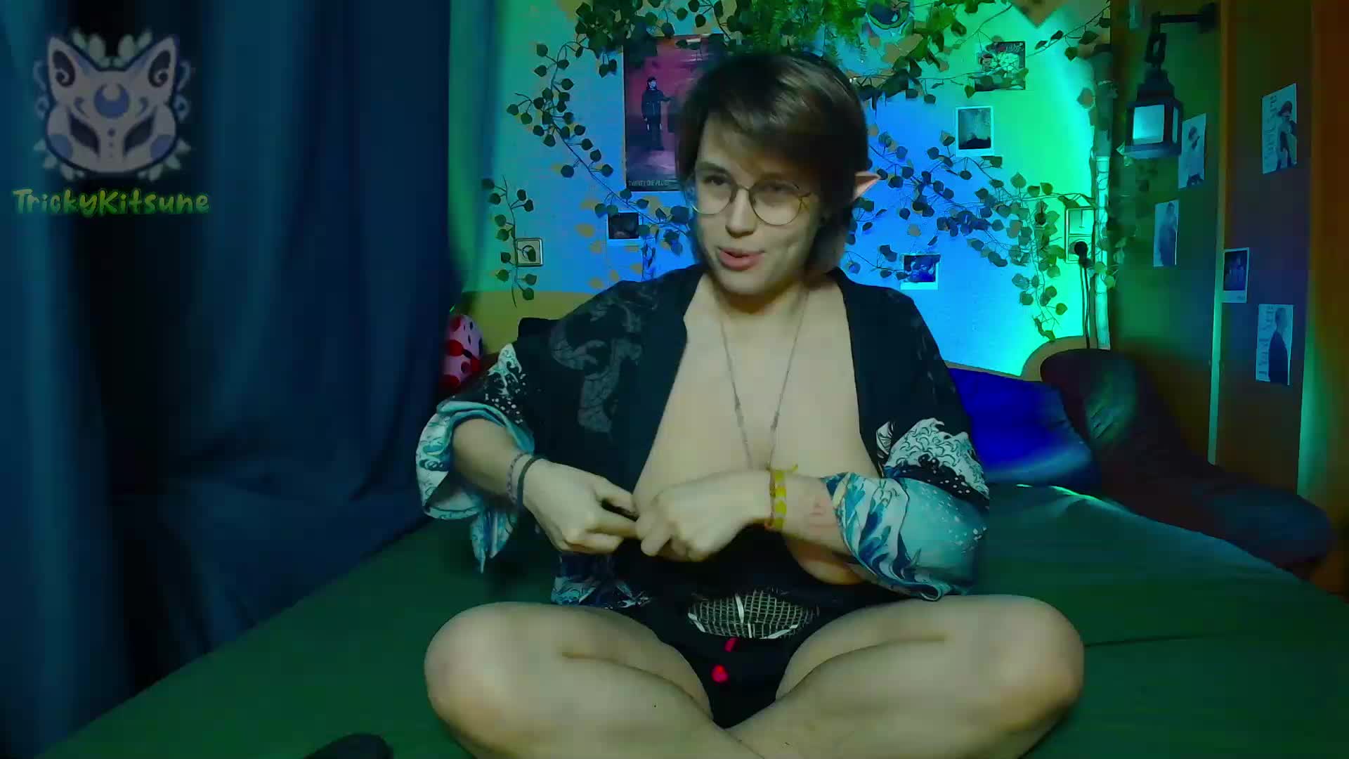 Tricky_Kitsune Live Sex April 28, 2026