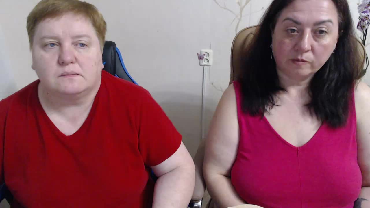 XMollyJaneEX Live Sex April 28, 2026