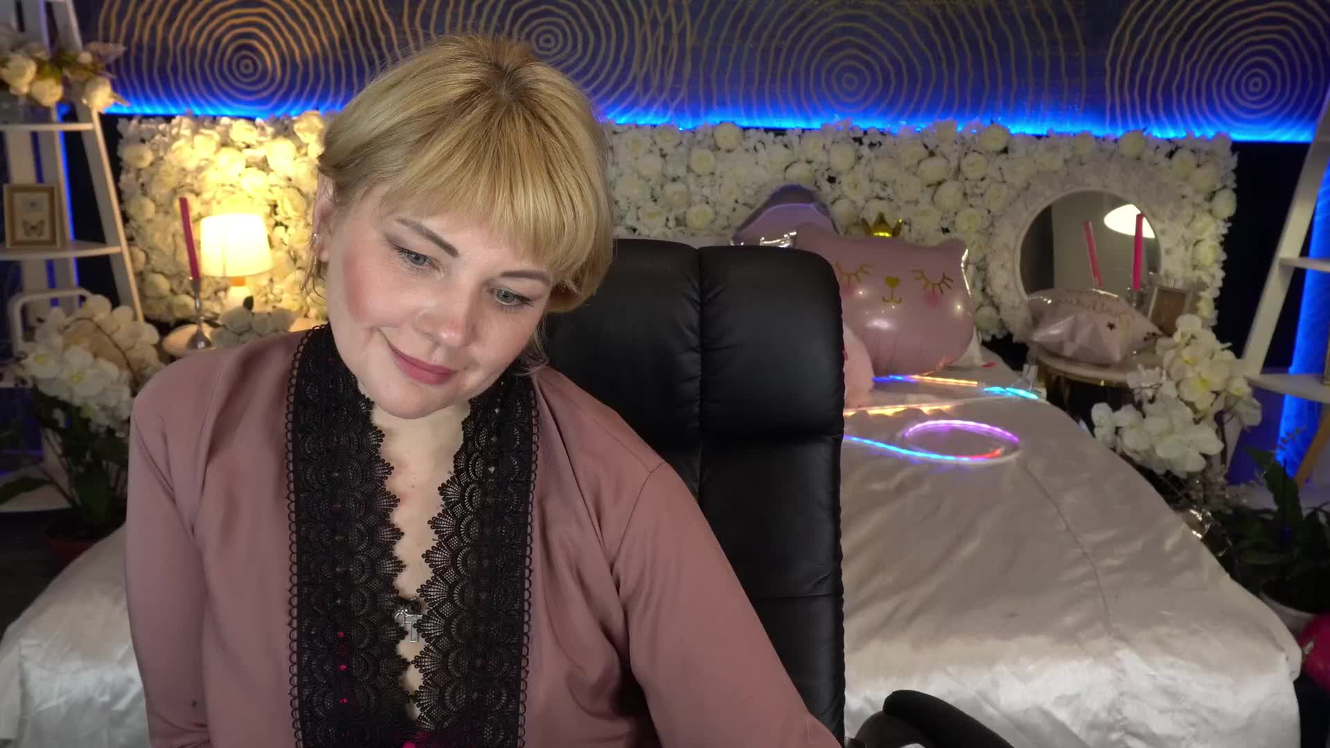 AmiraNight Live Sex April 28, 2026