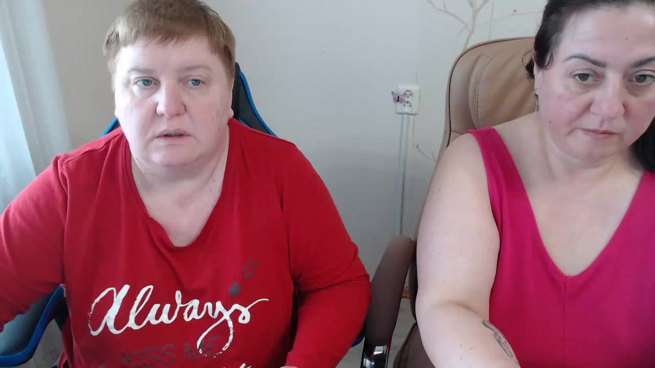 XMollyJaneEX Live Sex April 28, 2026