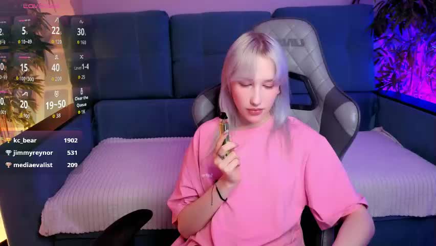 chrome_heartz Live Sex April 28, 2026
