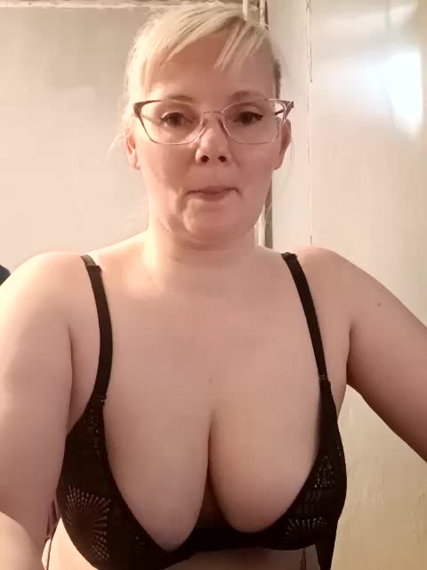 Sweetie454 Live Sex April 28, 2026