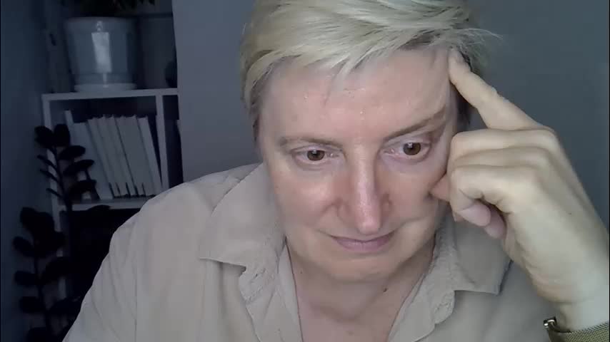 vea_motty Live Sex April 28, 2026