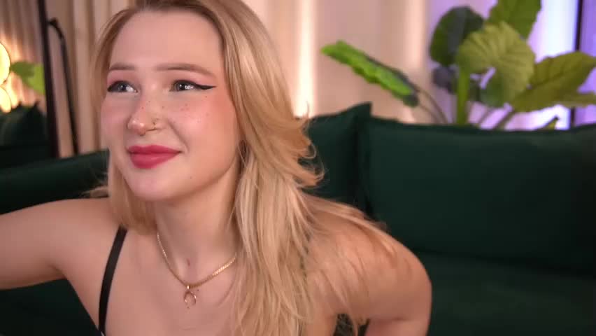 laurawifeness Live Sex April 28, 2026