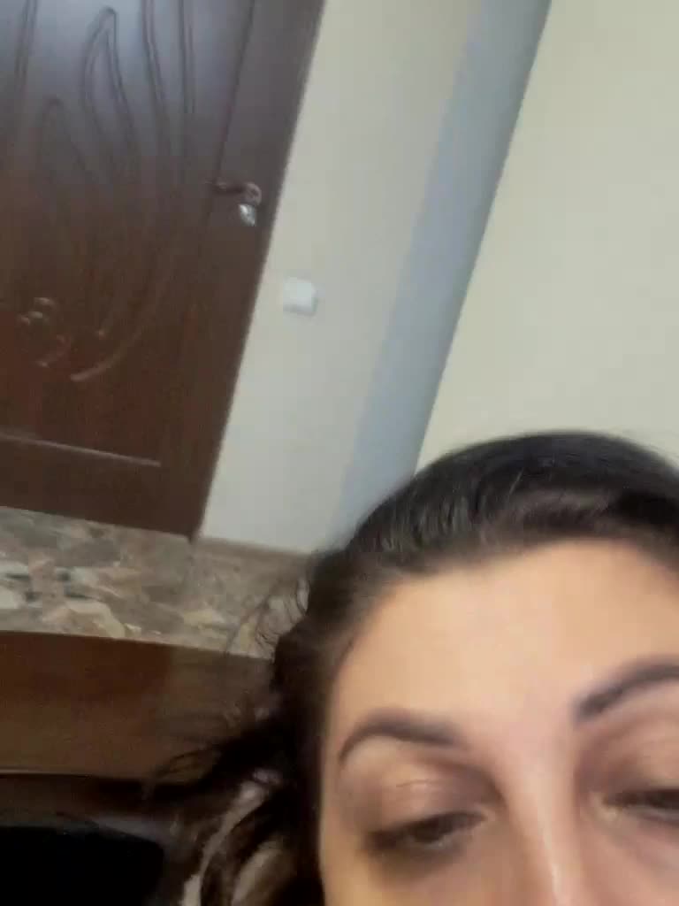 AmyRoses Live Sex April 28, 2026
