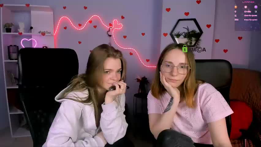 veronica_bubble Live Sex April 28, 2026